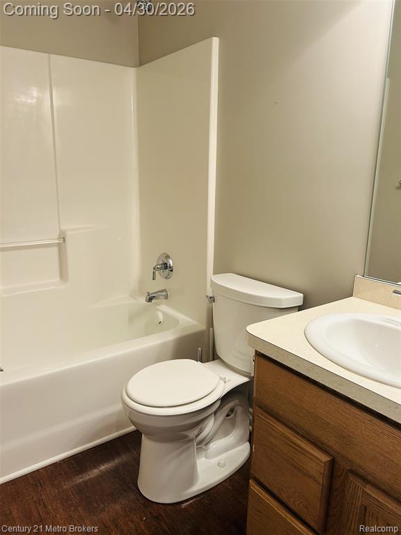 4467 Cross Creek Boulevard, Burton, MI 48509 — Photo 16