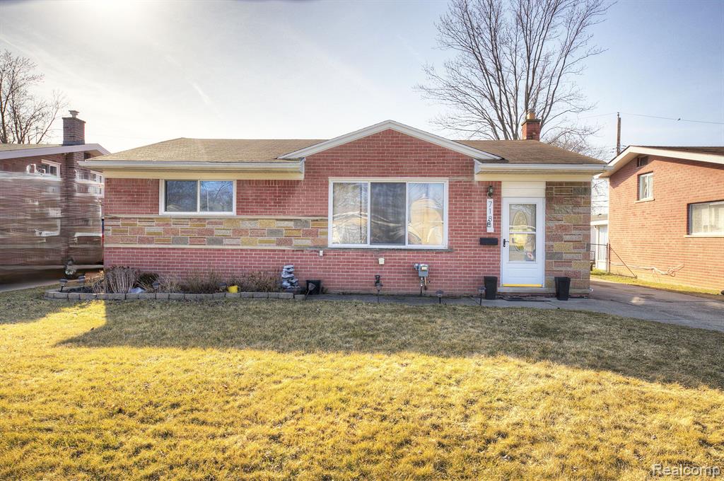 718 Easley Drive, Westland, MI 48186 — Photo 2