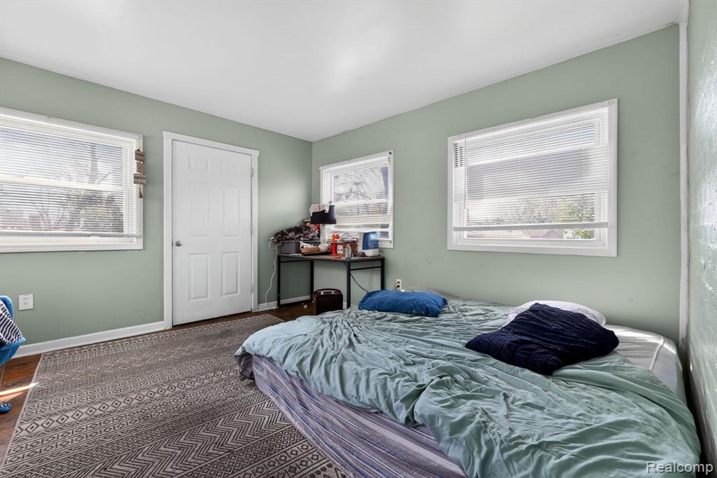 5918 Cardwell Street, Garden City, MI — Photo 12