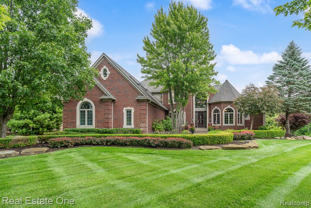 2737 Pebble Beach Drive, Oakland, MI