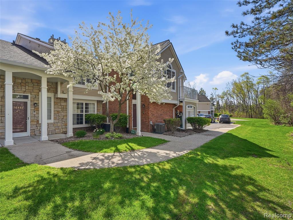 56471 Scotland Boulevard, Utica, MI 48316 — Photo 13