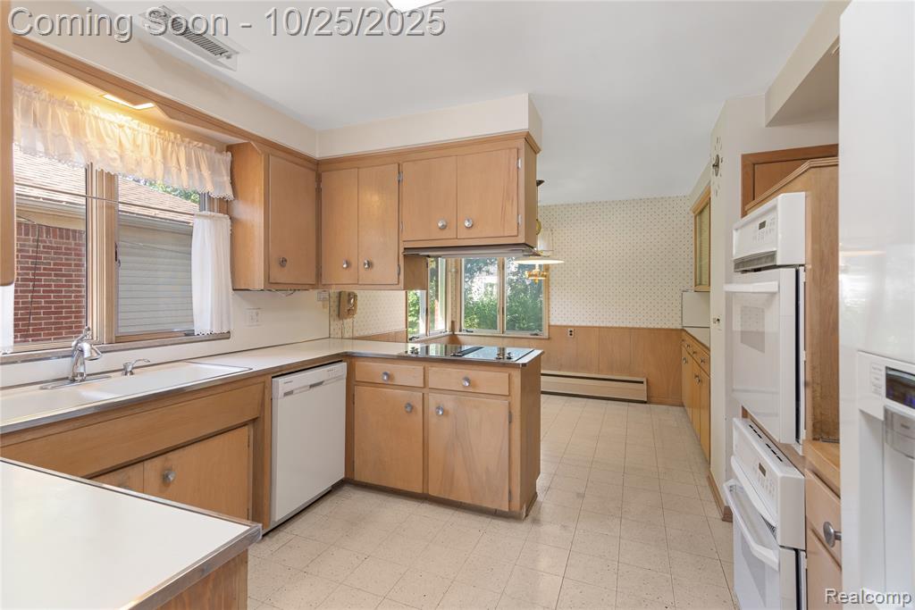 10774 Lincoln Drive, Huntington Woods, MI — Photo 7