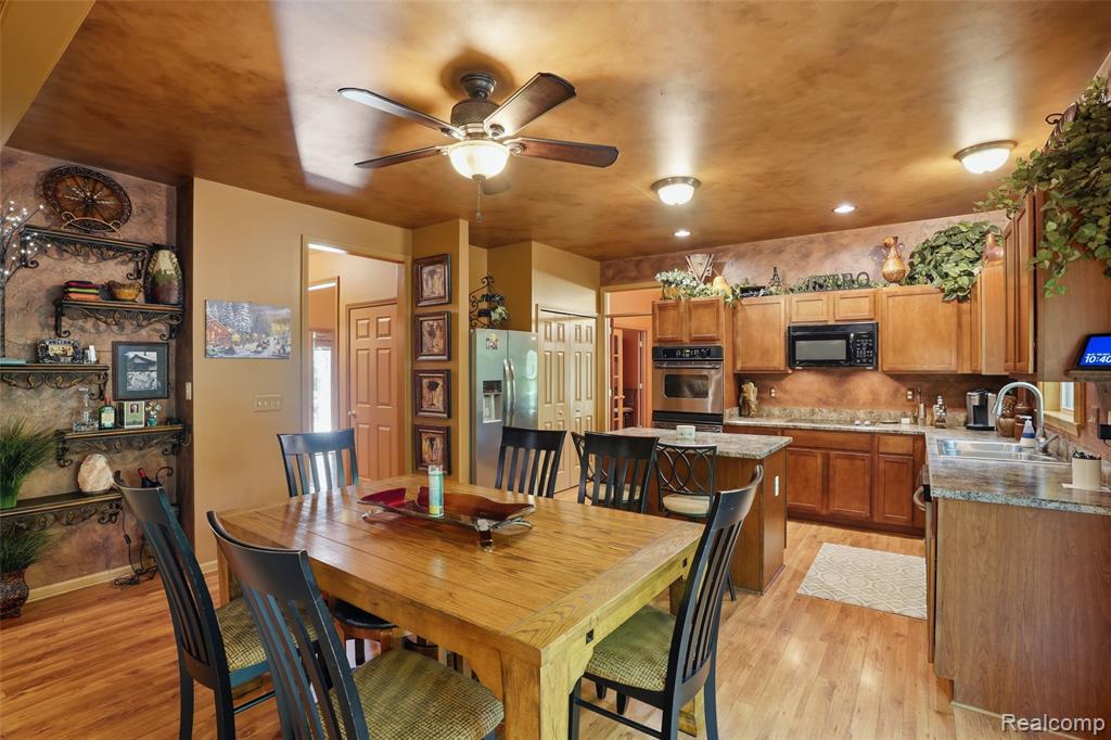 2790 Pine Bluffs Ct., Highland, MI — Photo 28
