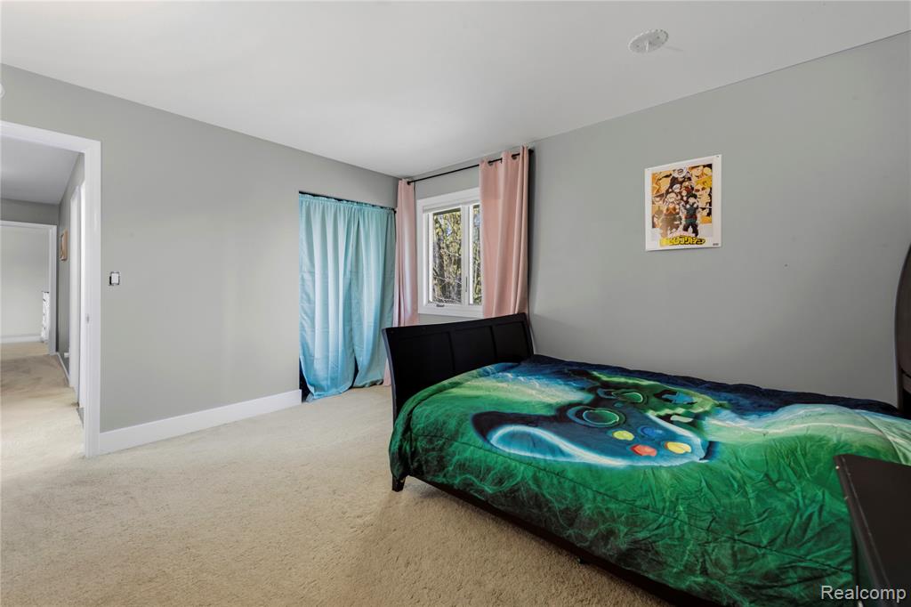 9332 Oakmont Drive, Grand Blanc, MI 48439 — Photo 44