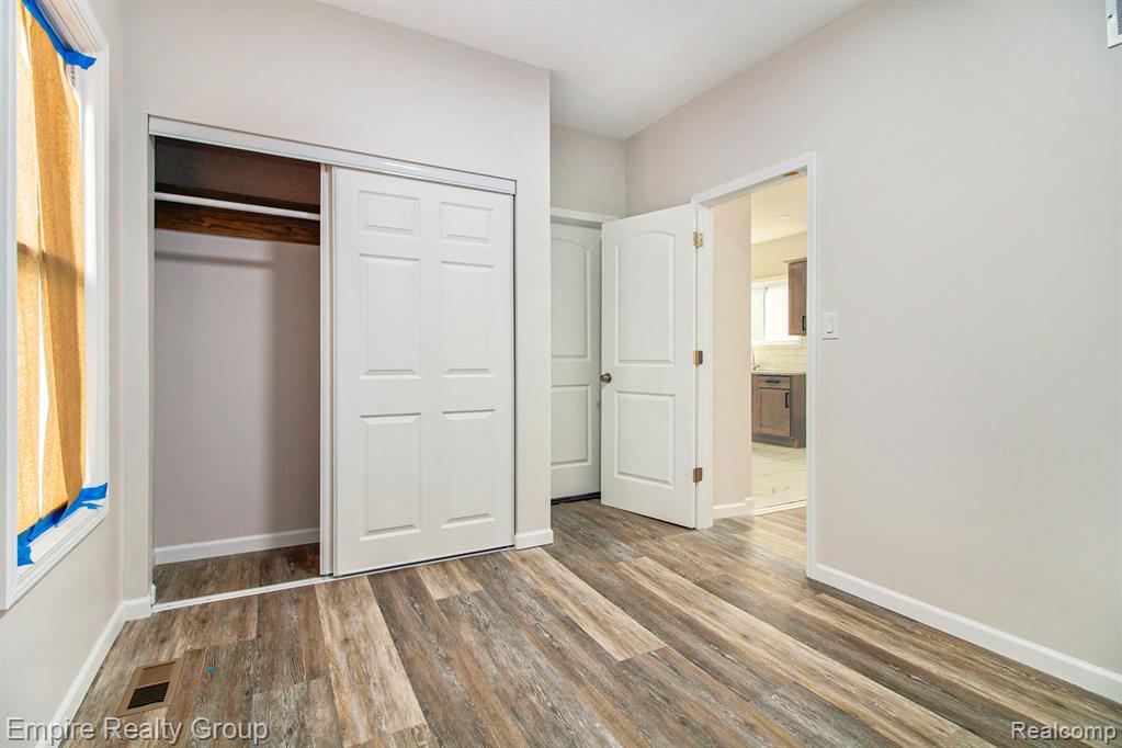 8366 Navy Street, Detroit, MI 48209 — Photo 8