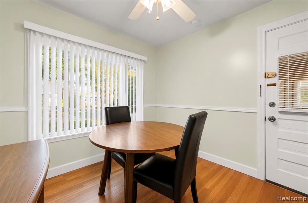 4802 Hazel Street, Dearborn Heights, MI 48125 — Photo 15