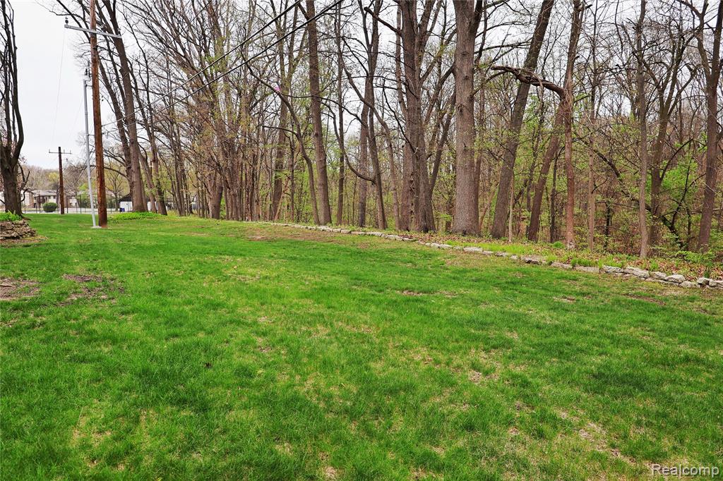 7600 Woodview Street, 2, Westland, MI — Photo 20