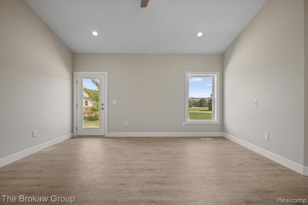 3371 Meadowridge Court, Davison, MI 48423 — Photo 35