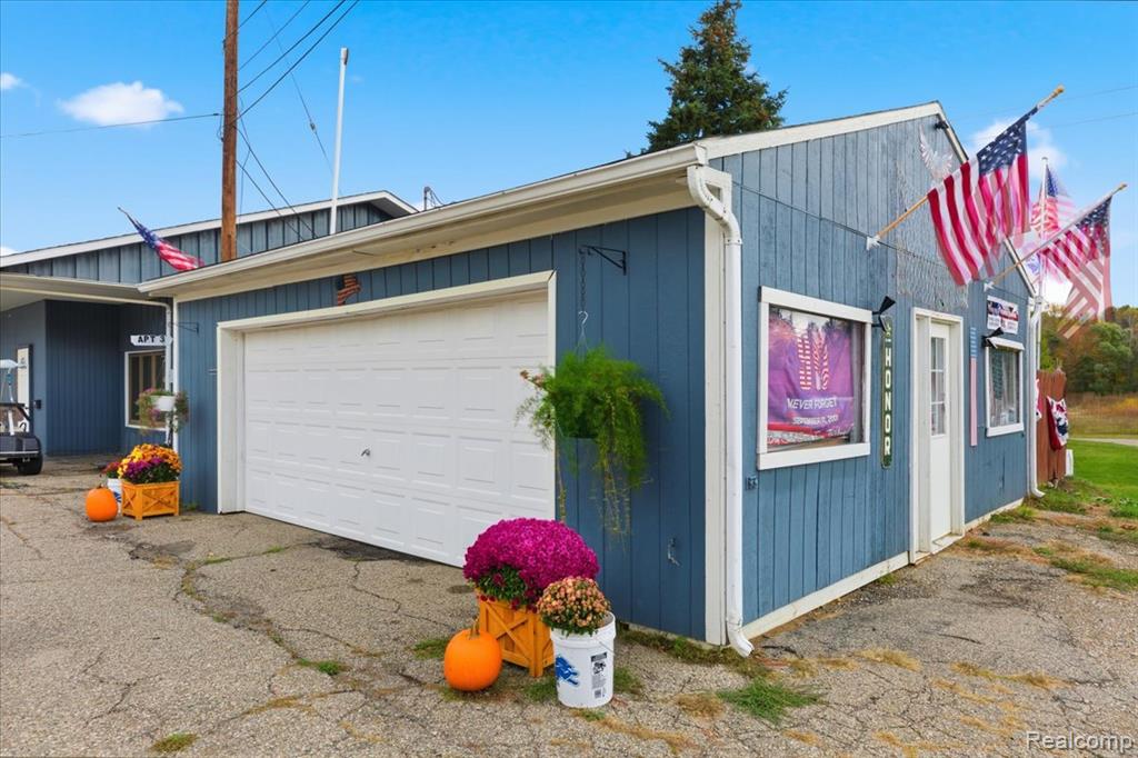 4718 Davison Road, Lapeer, MI 48446 — Photo 7