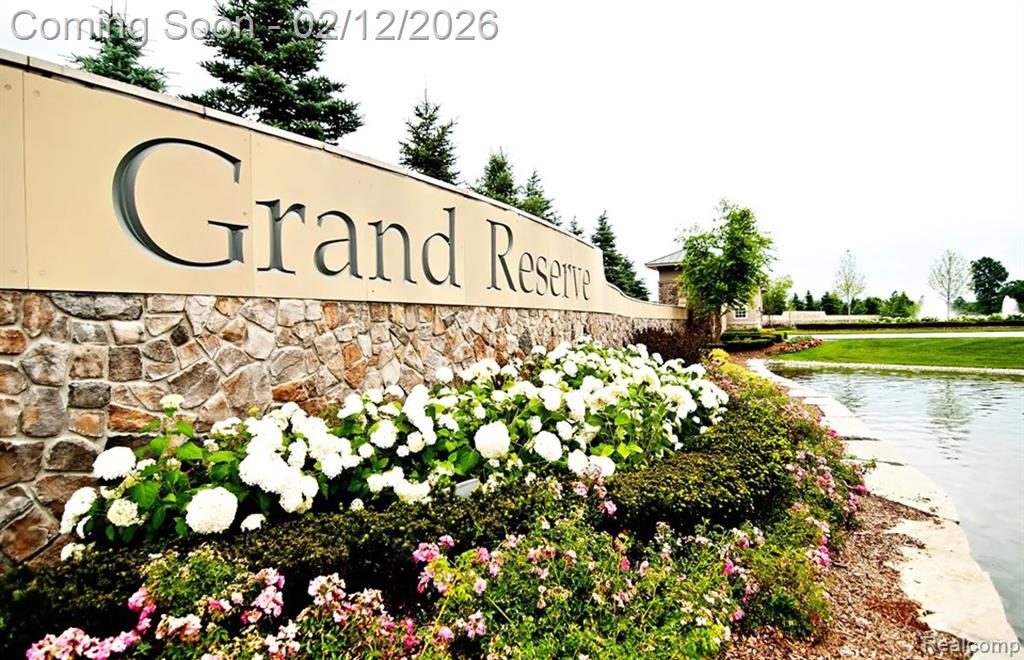 9431 Pine Valley Drive, Grand Blanc, MI, 48439