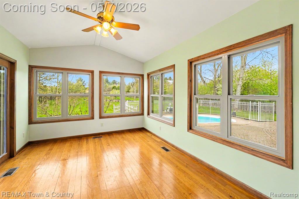 12429 Moceri Drive, Grand Blanc, MI 48439 — Photo 14
