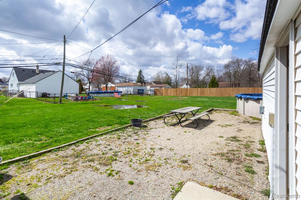 1147 Harrison Avenue, Garden City, MI — Photo 25