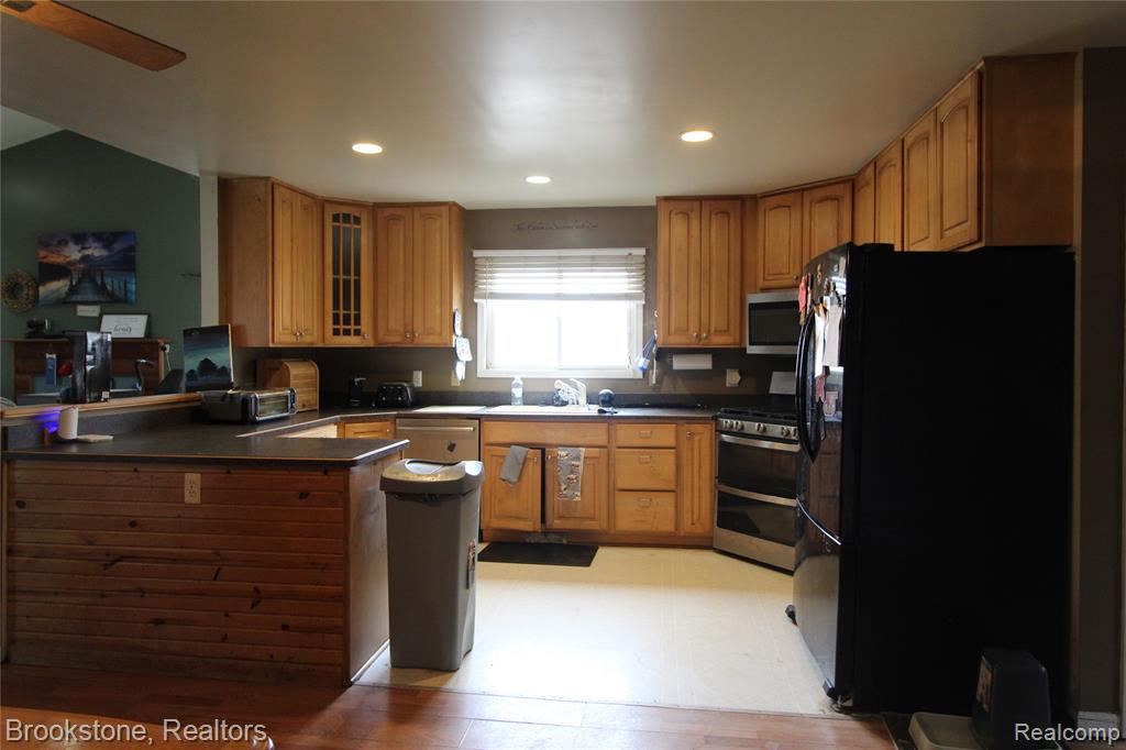 27796 Moran Street, Harrison Township, MI — Photo 4