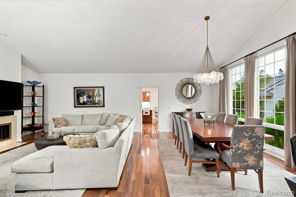 6012 Danbury Court, West Bloomfield, MI — Photo 12