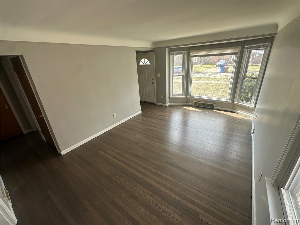 535 Sherbourne Street, Inkster, MI 48141 — Photo 5