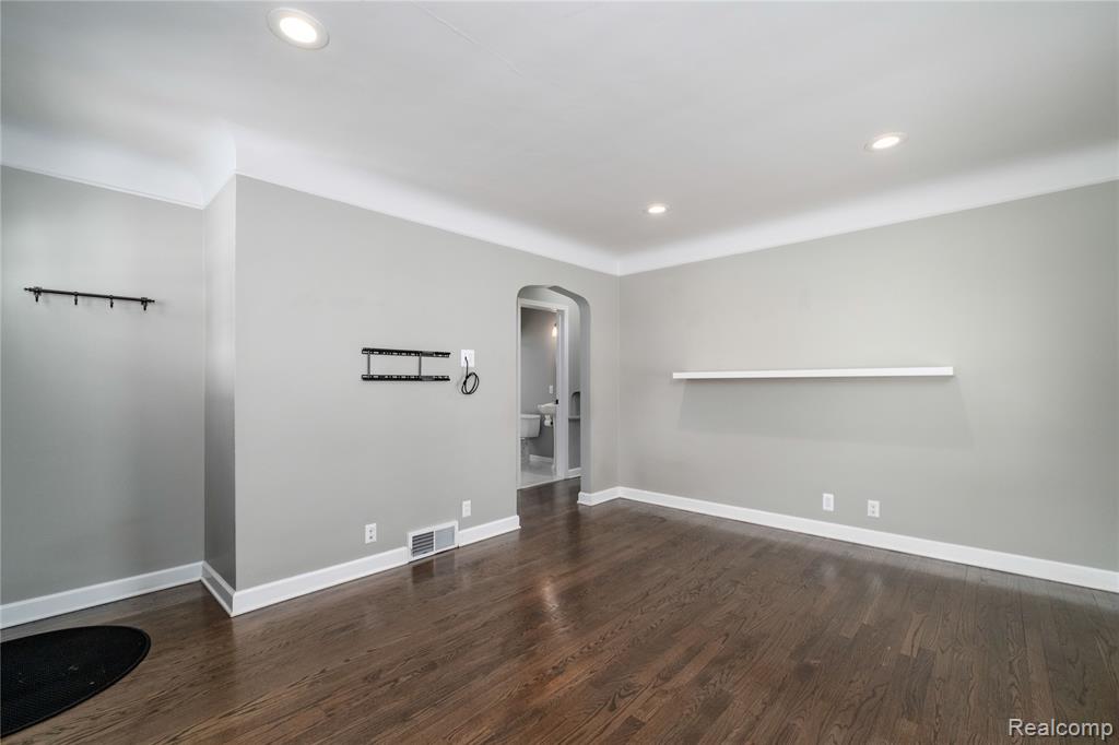 537 BIRD Avenue, Birmingham, MI 48009 — Photo 3