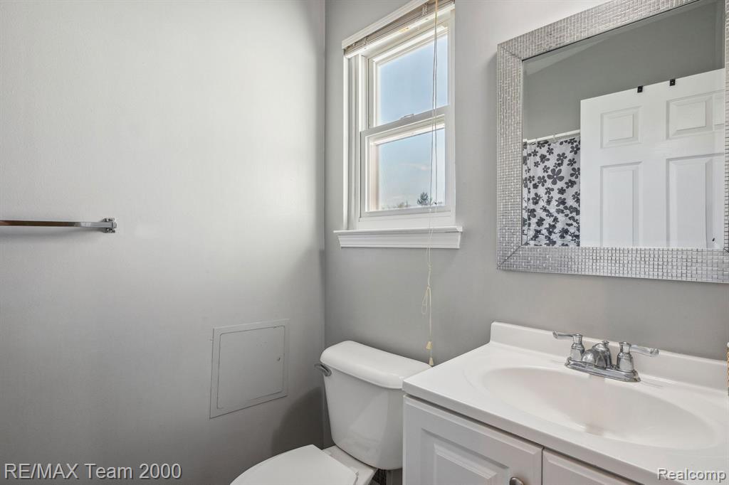 1148 WILDWOOD Lane, Canton, MI 48188 — Photo 18