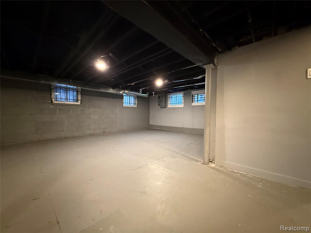 239 EASON Street, Highland Park, MI 48203 — Photo 29