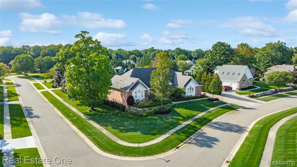 1937 Carsons Cove, Commerce Twp, MI 48390 — Photo 71