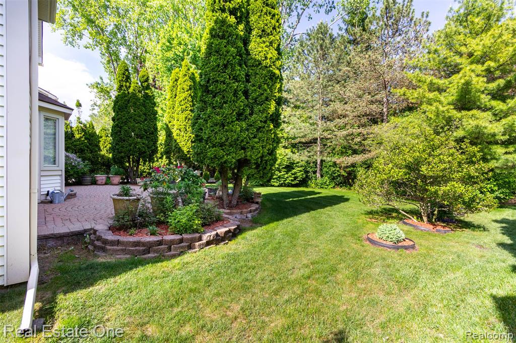 7062 Foxridge Drive, Canton, MI 48187 — Photo 44