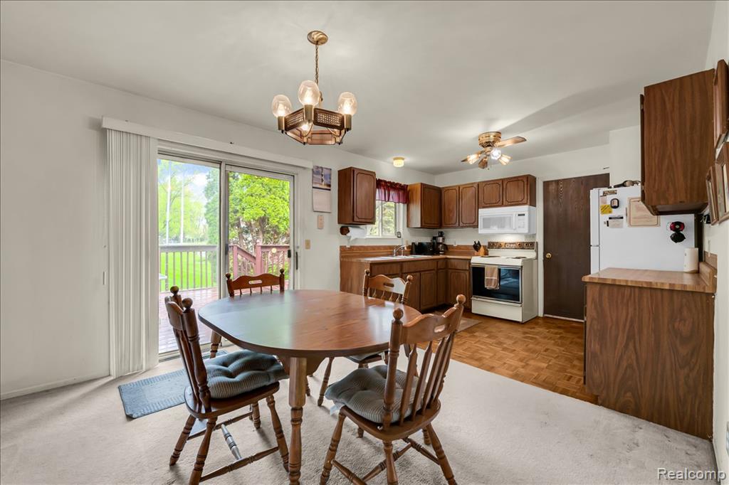 6332 Windham Place, Grand Blanc, MI 48439 — Photo 14