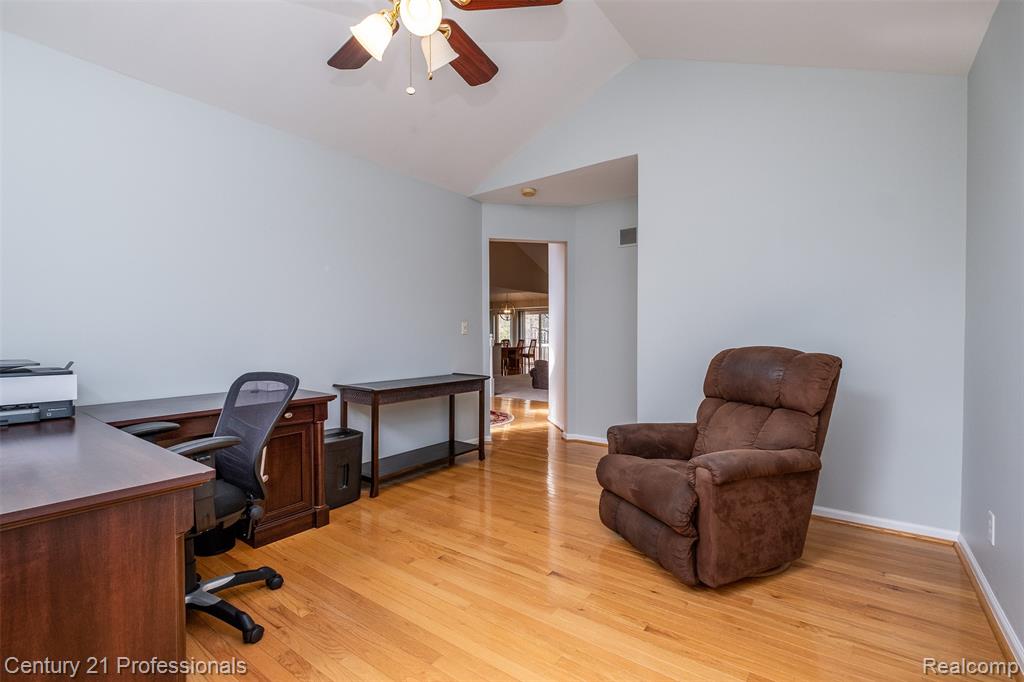 3901 Arbor Drive, Auburn Hills, MI 48326 — Photo 8