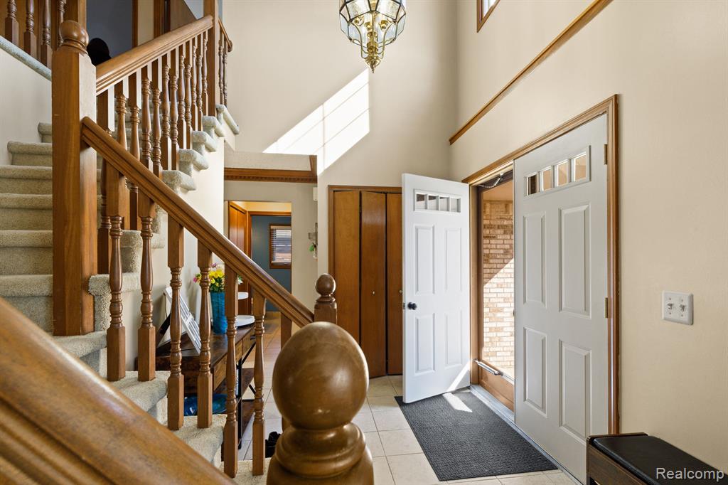 47387 MEADOWBROOK Drive, Macomb, MI 48044 — Photo 18