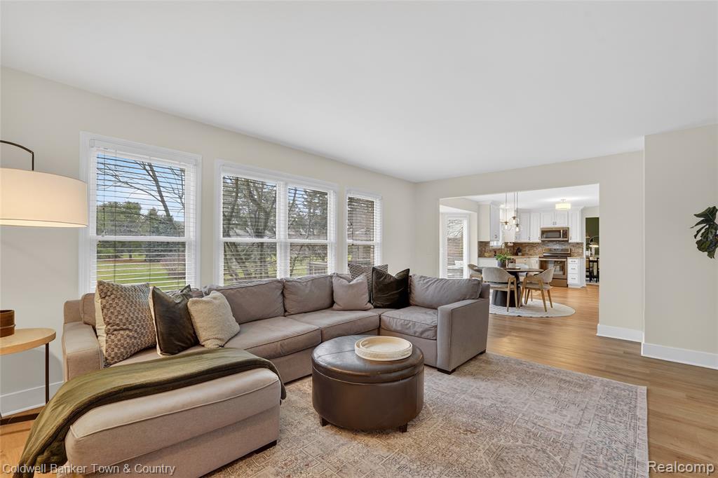 480 NAIRN Circle, Highland, MI — Photo 11