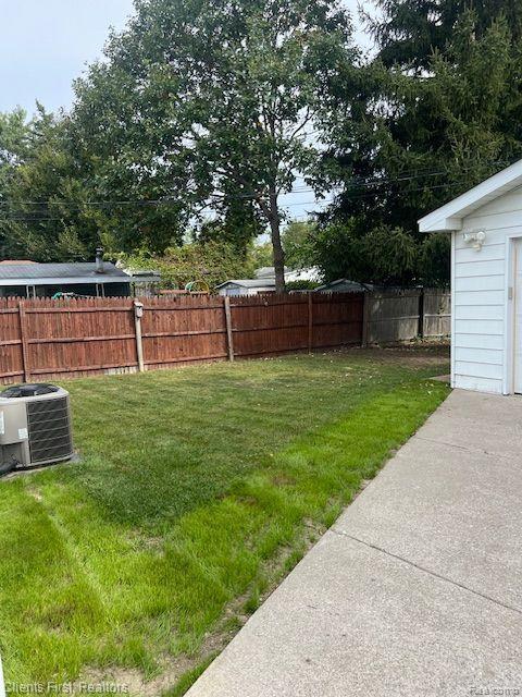 225 DEVONSHIRE Street, Ypsilanti, MI 48198 — Photo 58