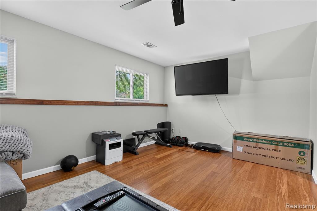 4903 Cape Town, Highland, MI 48356 — Photo 16