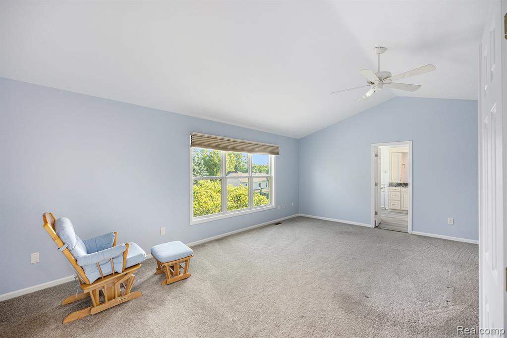 5686 Cherry Lane, West Bloomfield, MI 48324 — Photo 18