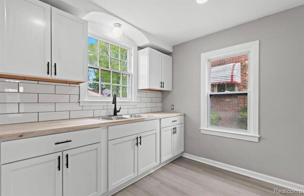8897 Hartwell Street, Detroit, MI 48228 — Photo 3