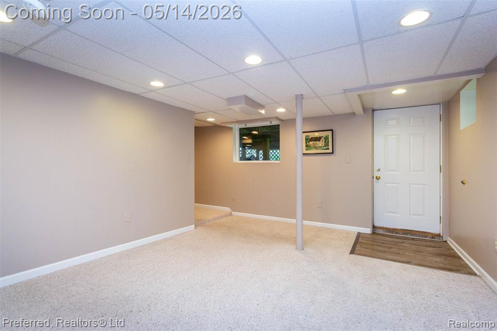 9840 Currie Road, Northville, MI 48167 — Photo 40