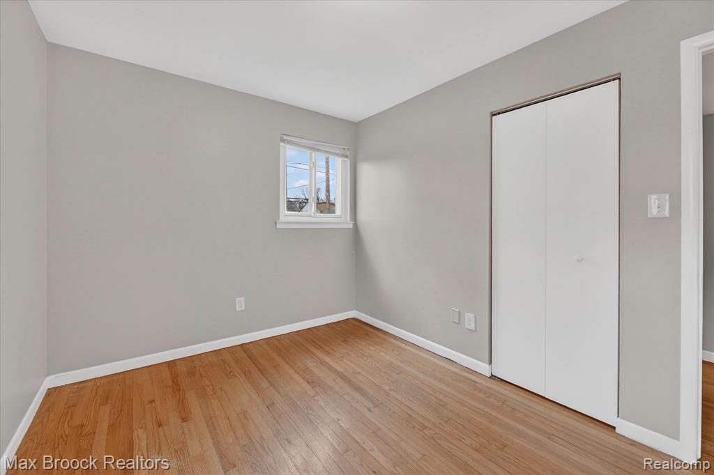 23448 Easterling Avenue, Hazel Park, MI 48030 — Photo 24