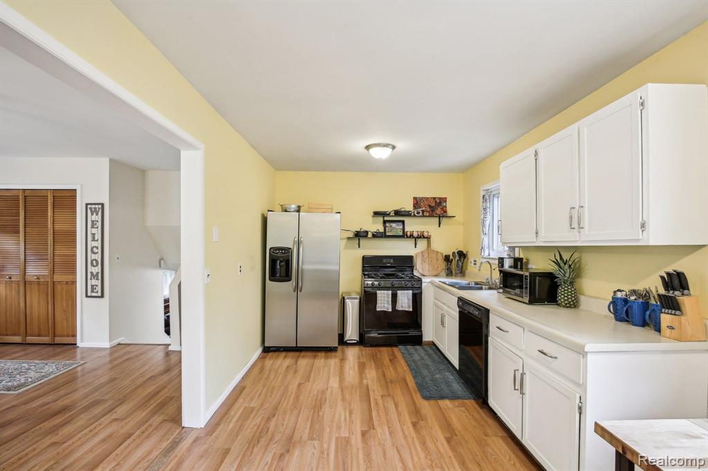 895 N CONKLIN Road, Lake Orion, MI 48362 — Photo 15
