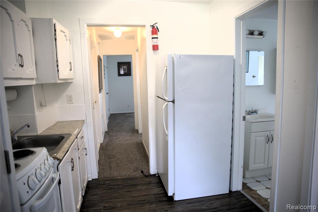 4006 Milton Drive, Flint, MI 48507 — Photo 5