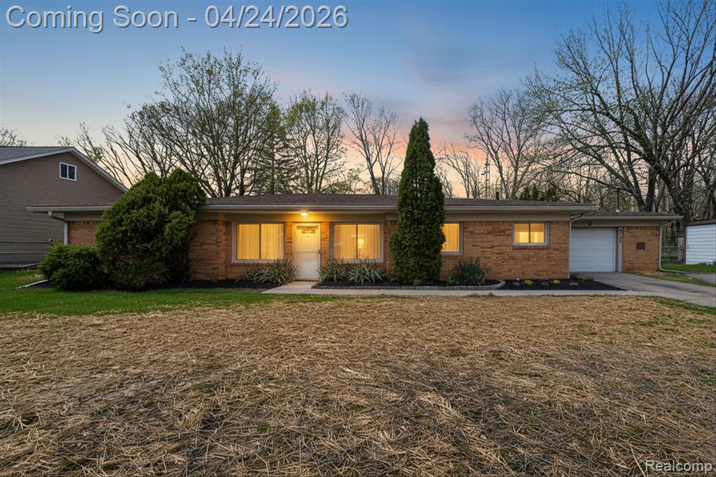 3165 Mac Avenue, Flint, MI 48506 — front exterior