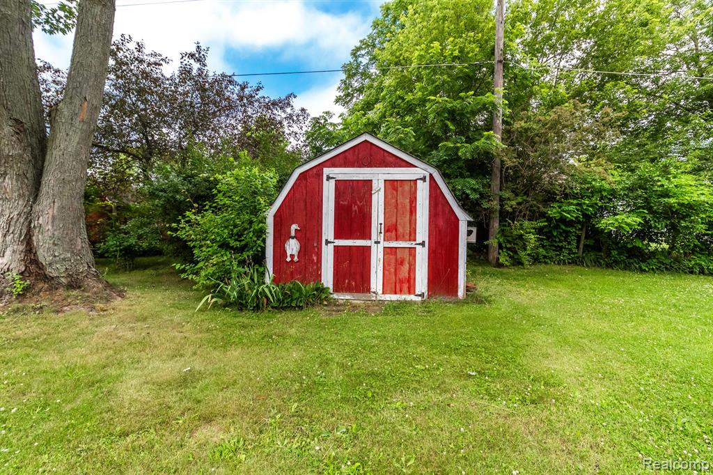 8440 EAST Street, Millington, MI 48746 — Photo 46