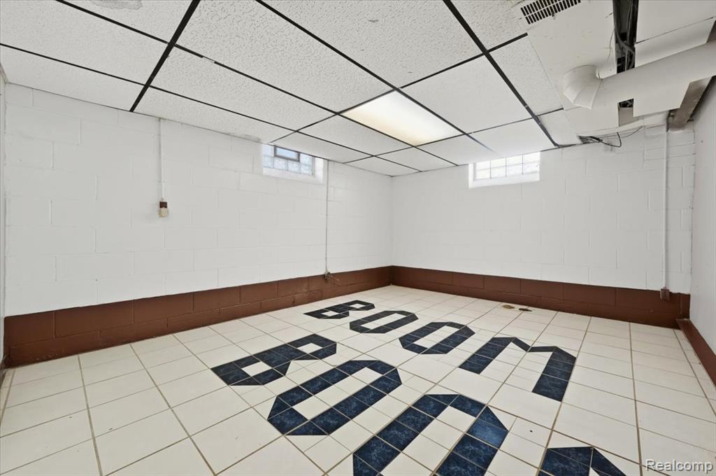 8144 Whitcomb Street, Detroit, MI 48228 — Photo 23