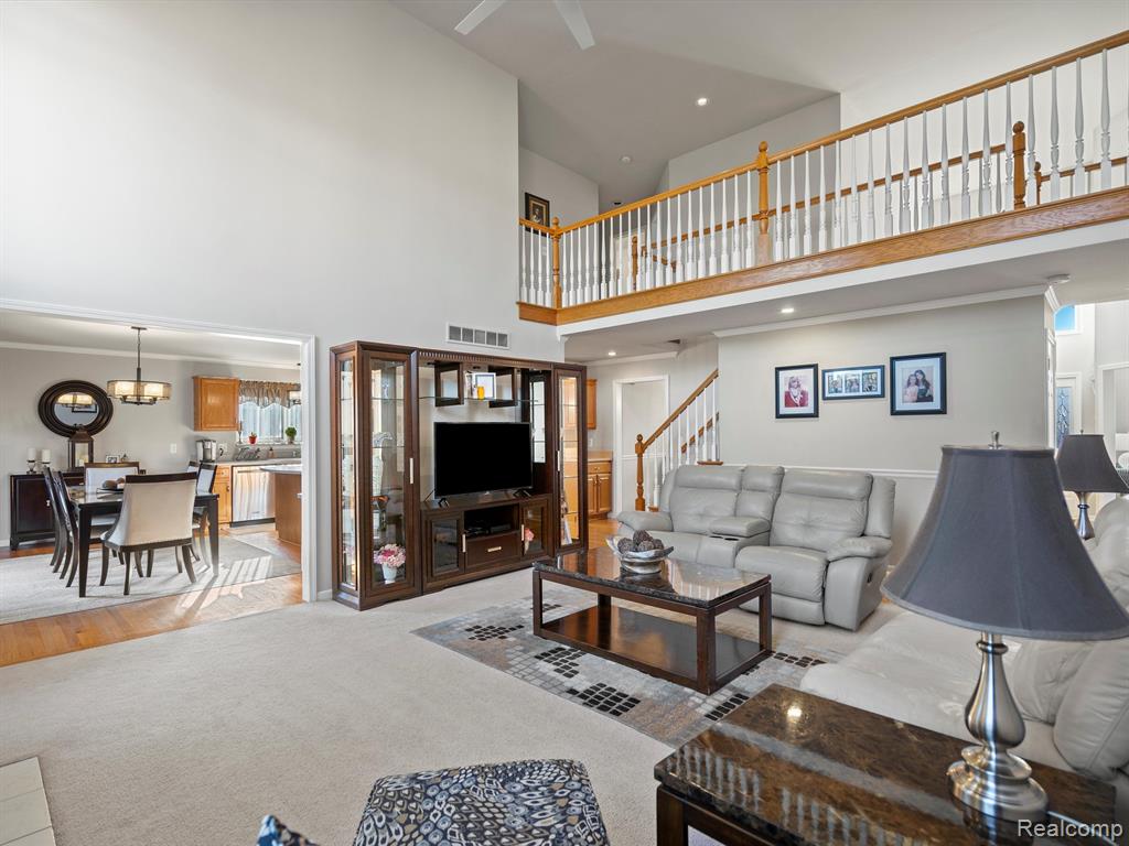 46490 MARINER Drive, Macomb, MI 48044 — Photo 12
