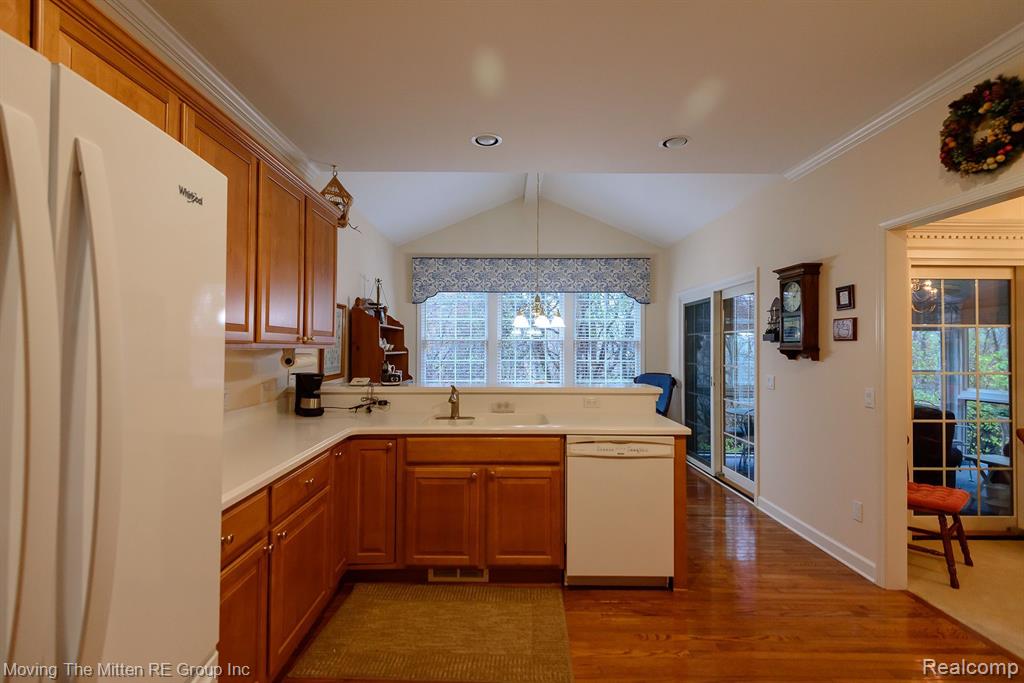 16479 CYPRESS Court, Northville, MI 48168 — Photo 14