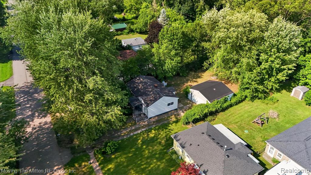 21847 Fenster Street, Belleville, MI 48111 — Photo 32