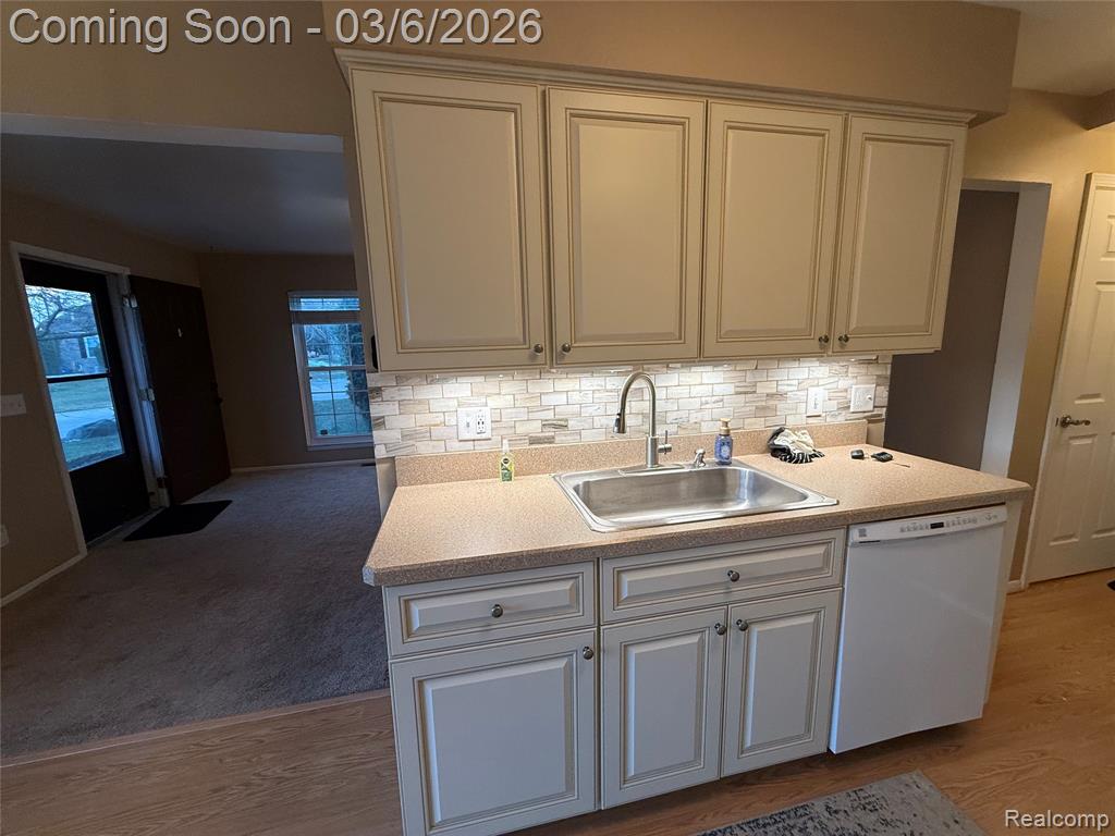 44585 N Bunker Hill Drive, Clinton Twp, MI 48038 — Photo 12
