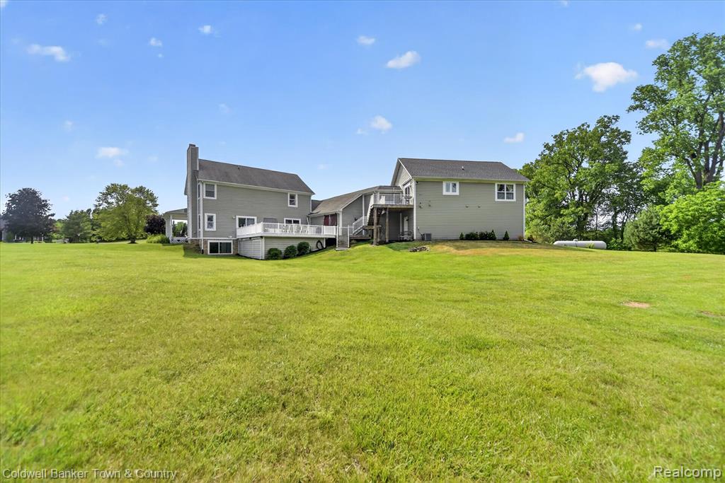918 Gray Fox Court, Howell, MI 48843 — Photo 71