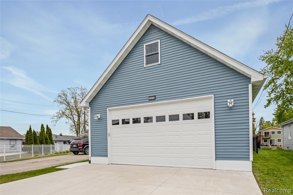 9474 Thames Boulevard, White Lake, MI — Photo 33