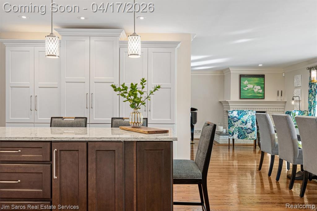 47 Roslyn Road, Grosse Pointe Shores, MI 48236 — Photo 12