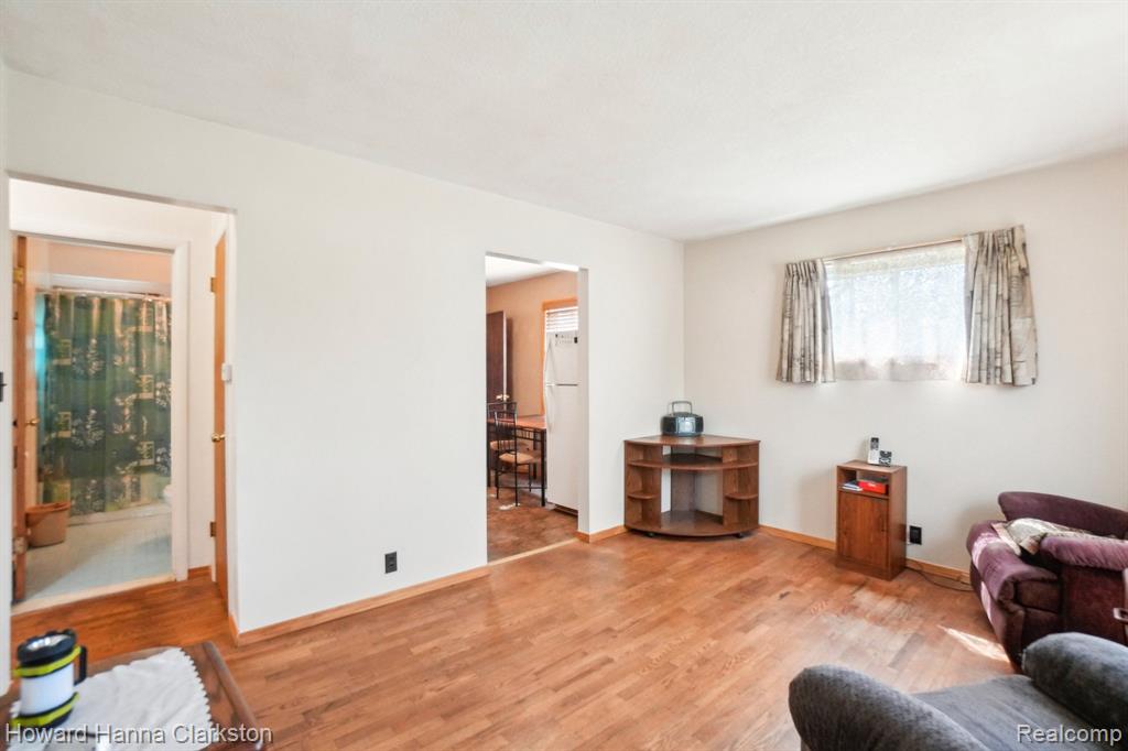 967 Darling Street, Flint, MI 48532 — Photo 3