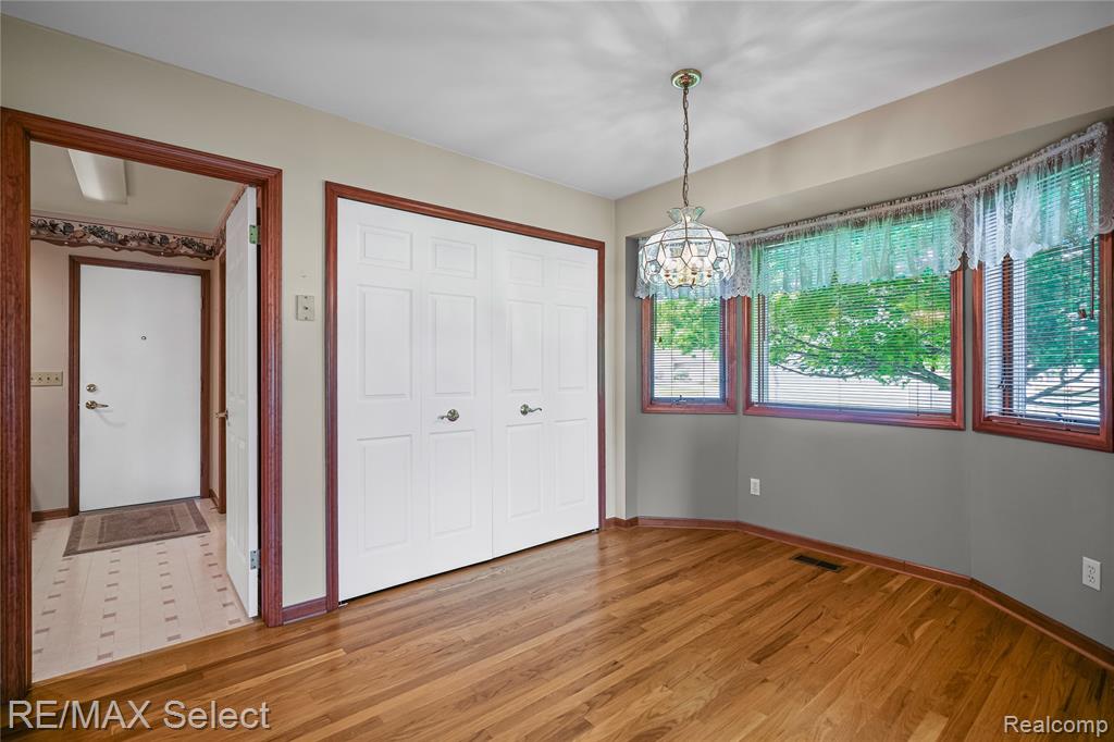 5184 Wyndemere Common Square, Swartz Creek, MI 48473 — Photo 14