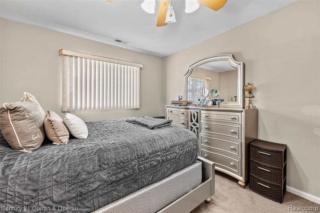 5741 Hubbell Street, Dearborn Heights, MI 48127 — Photo 26