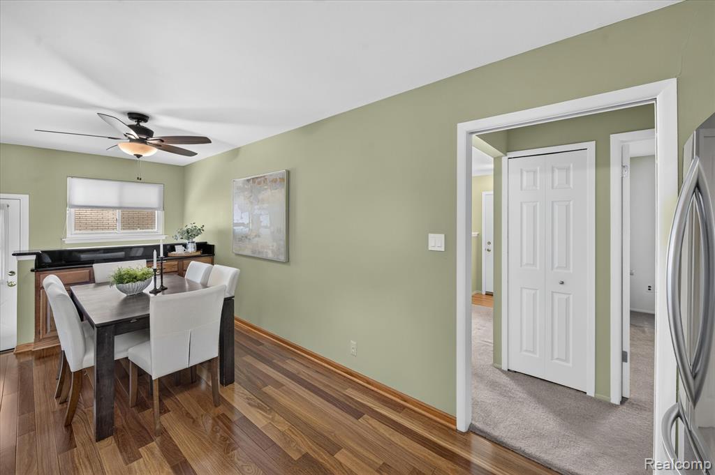 7026 London Court, Canton, MI 48187 — Photo 20
